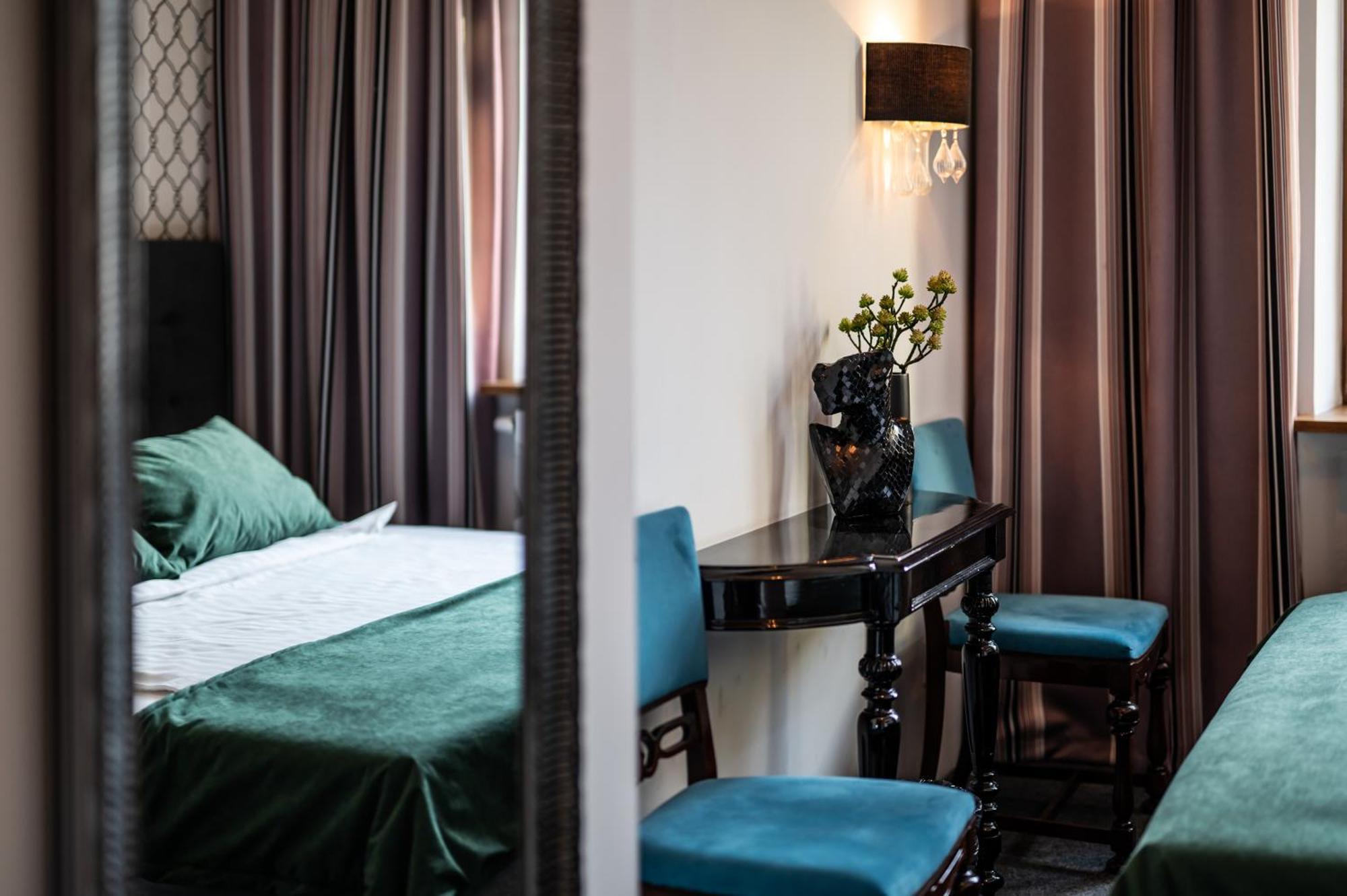 Aparthotel Maargick Kraków Exteriör bild
