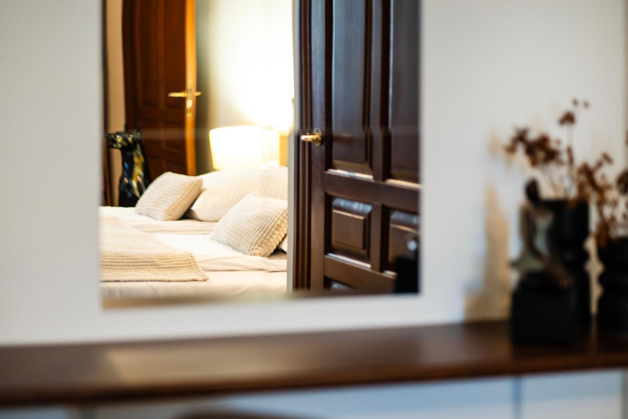 Aparthotel Maargick Kraków Exteriör bild