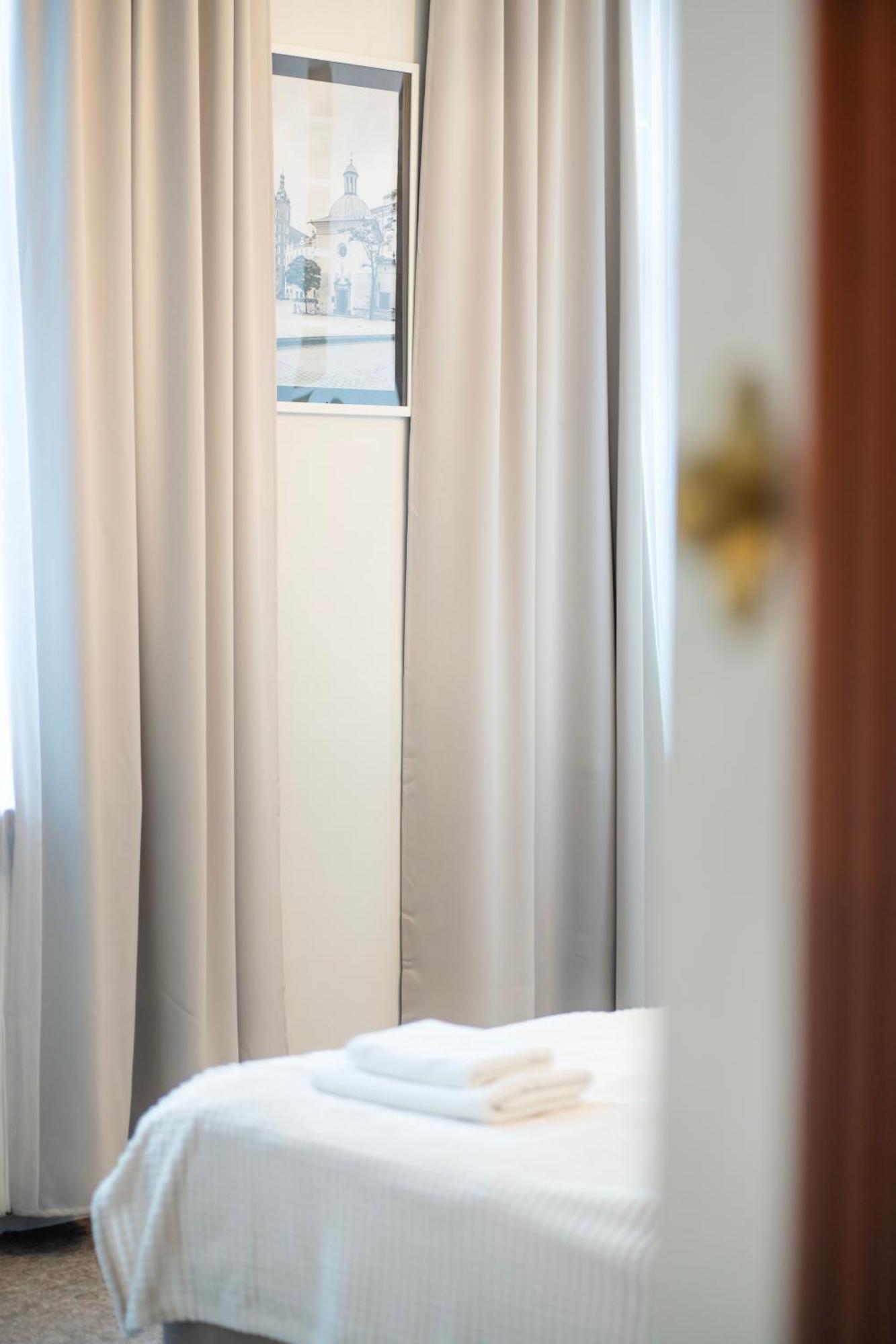 Aparthotel Maargick Kraków Exteriör bild
